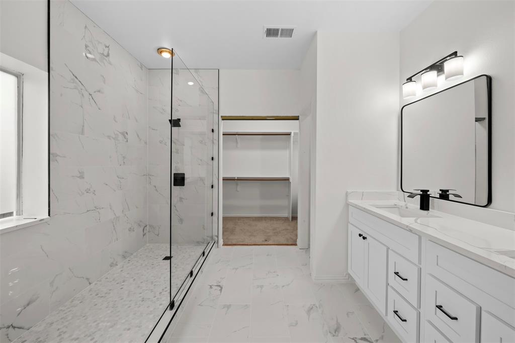 4709 Thorntree Drive Property Photo 23
