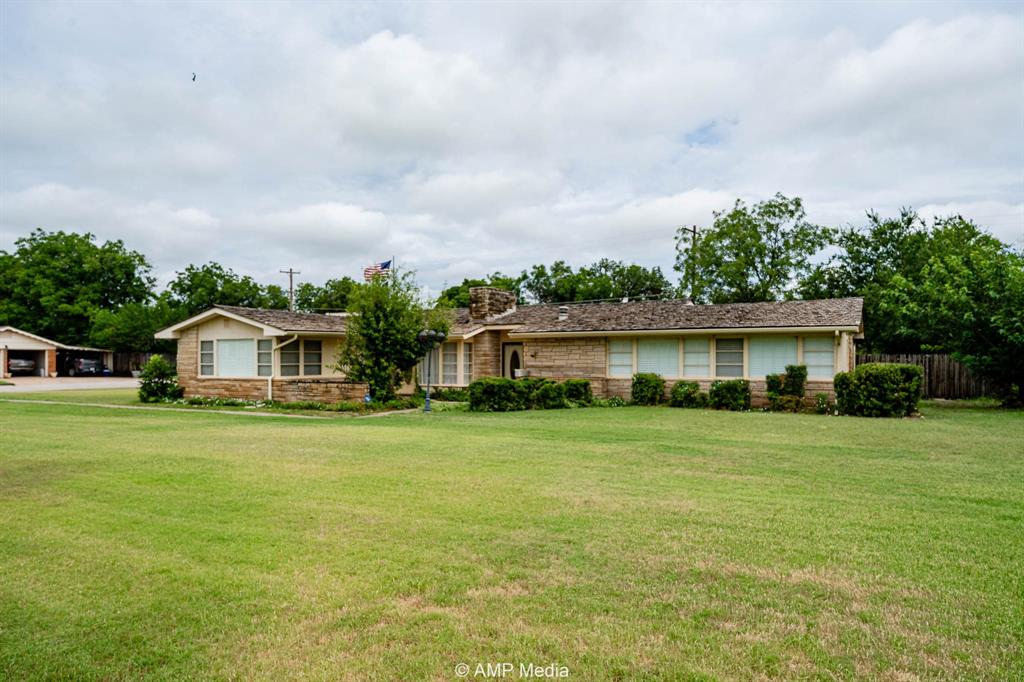 844 West Lake Drive Property Photo 1