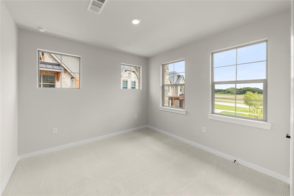 1245 Armstrong Property Photo 12