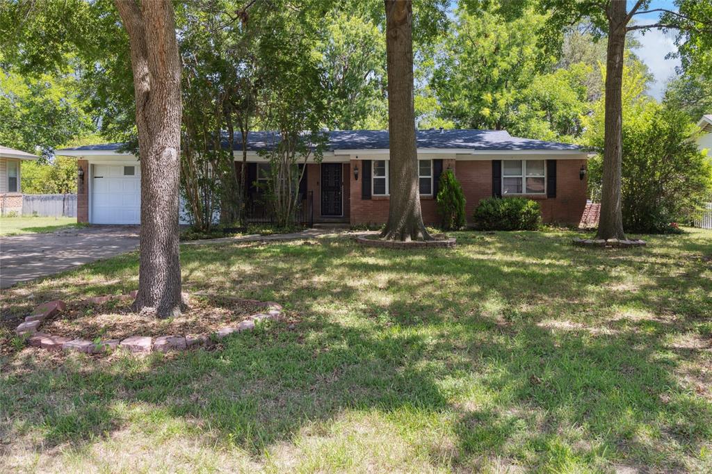 713 Plaza Drive Property Photo 1