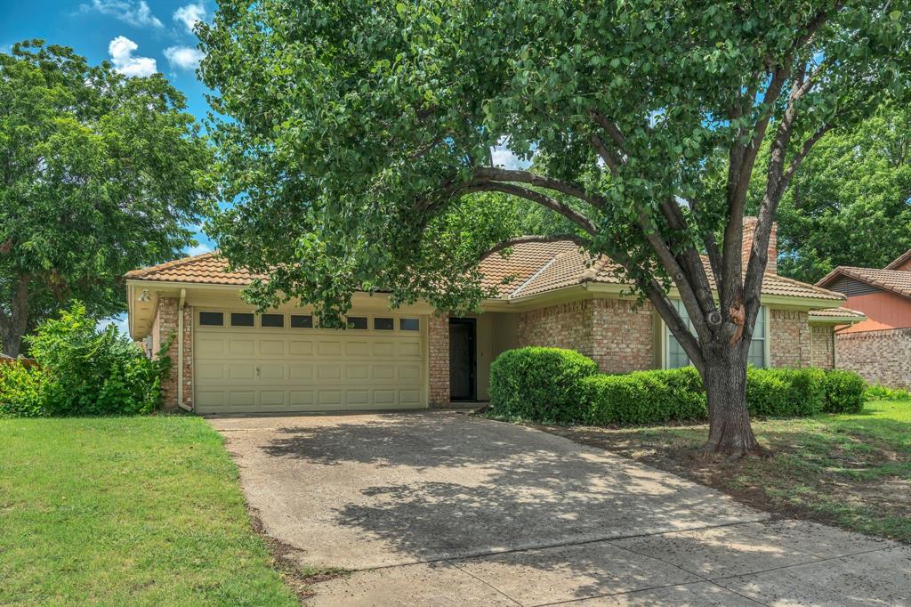 6613 Bayberry Drive Property Photo 1