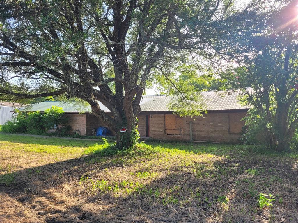 1645 And 1679 Fm 2949 Property Photo 1