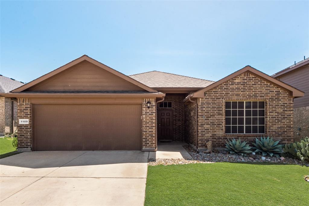 1109 Autumnwood Drive Property Photo 1