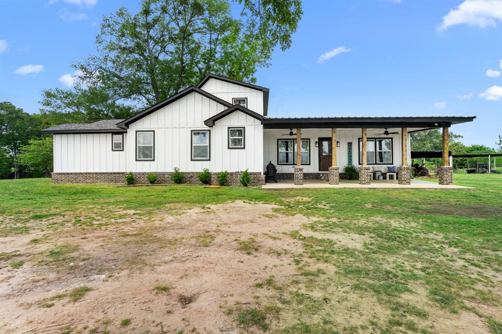 466 County Road 3201 Property Photo 1