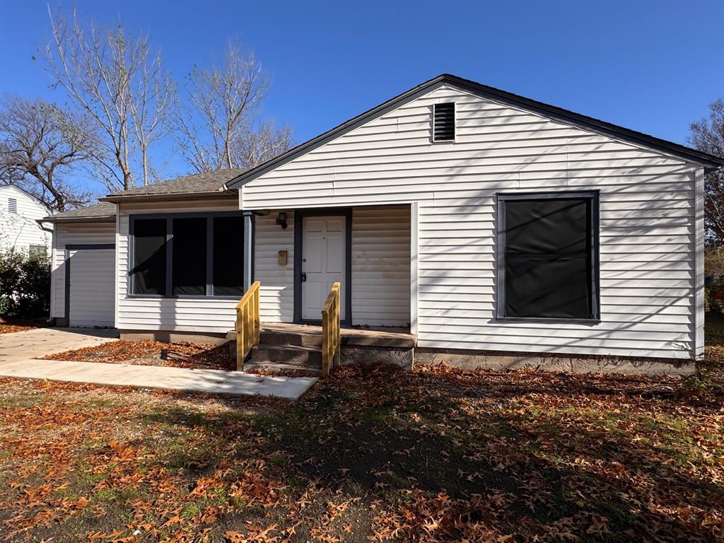 1252 Moran Drive Property Photo 1