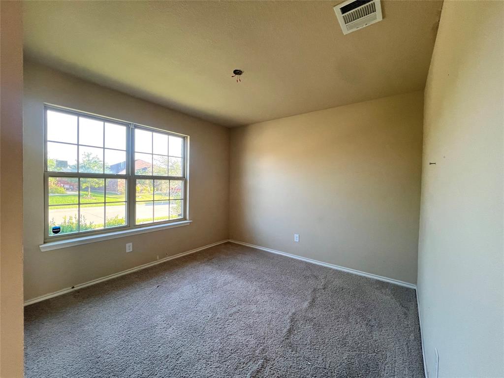 1017 Decker Drive Property Photo 3