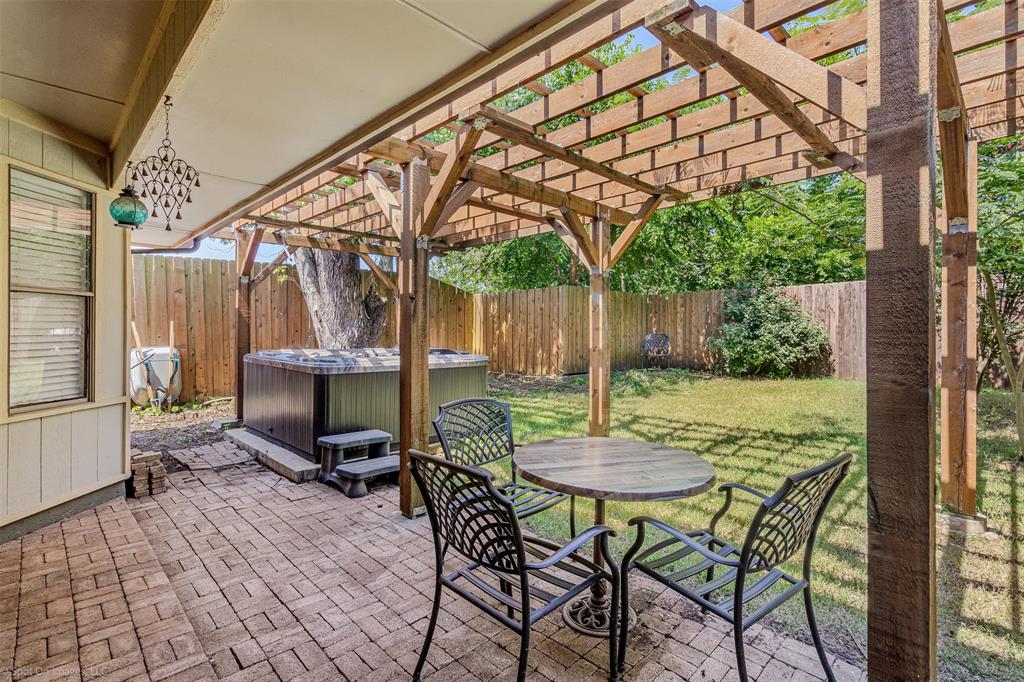 1827 Hillcroft Drive Property Photo 22
