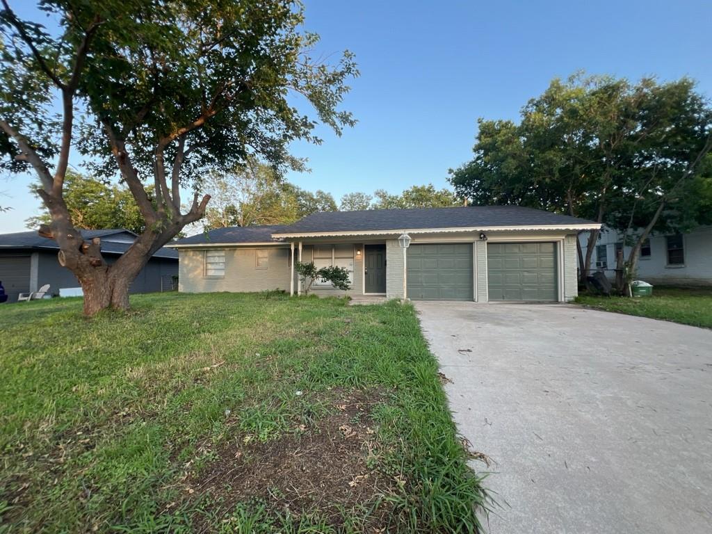 3316 Shorewood Drive Property Photo 1