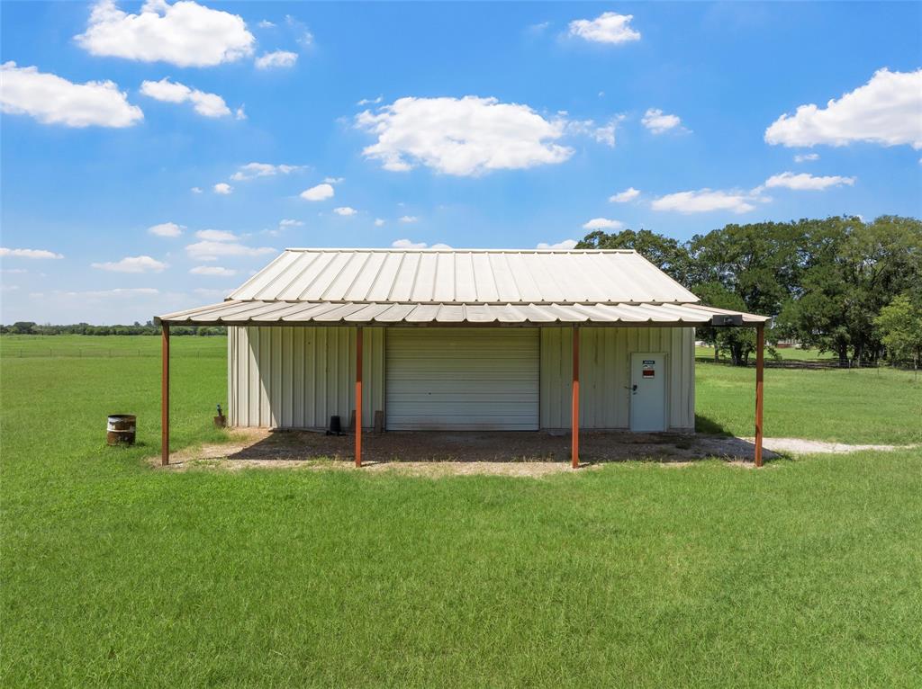 635 E Bell Road Property Photo 1