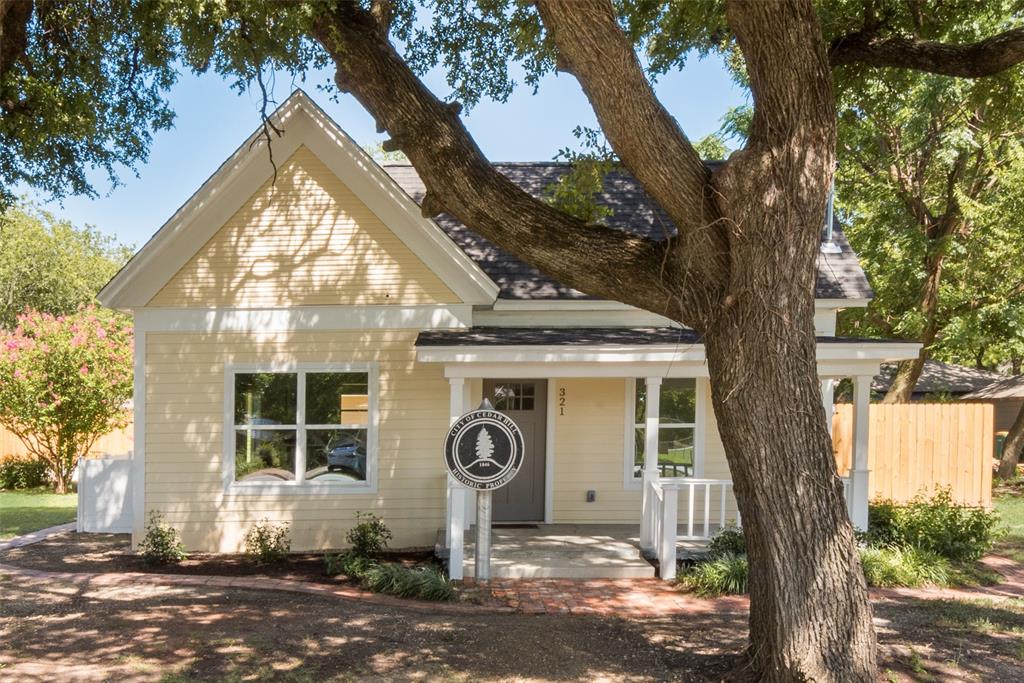 321 Houston Street Property Photo 1