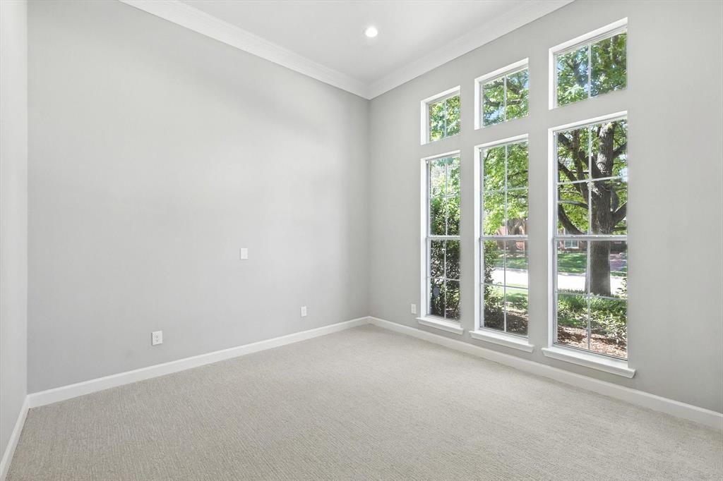 3220 Langley Drive Property Photo 8