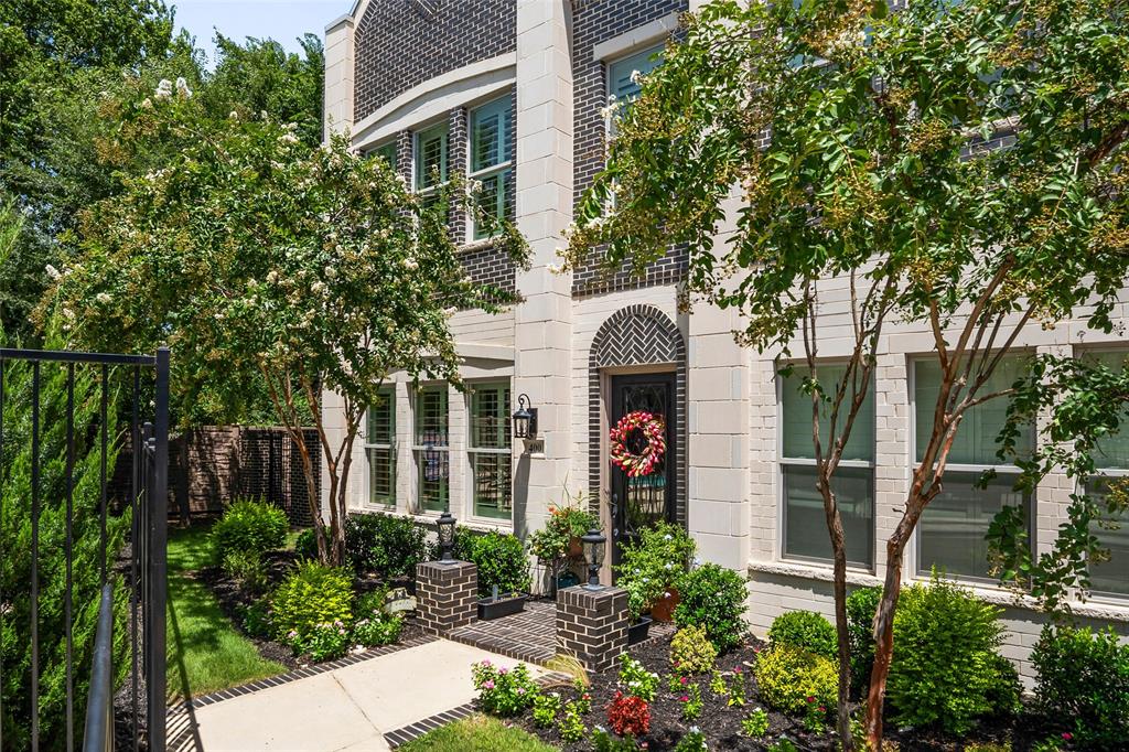 400 Crockett Circle Property Photo 1