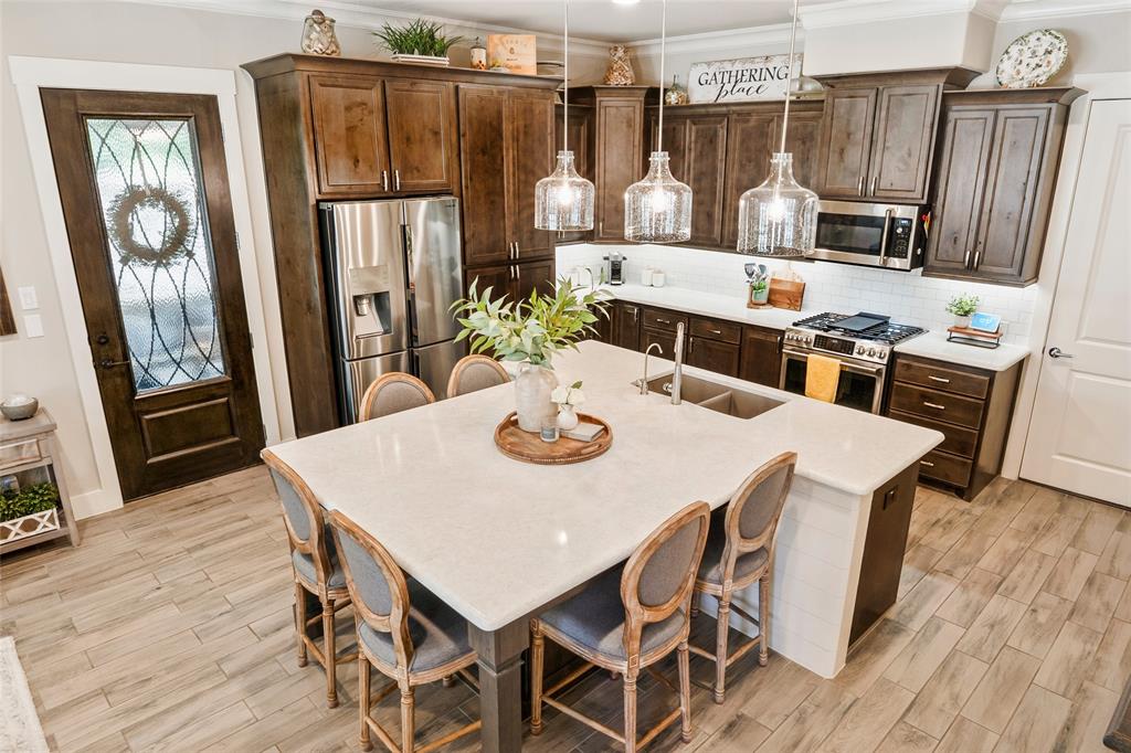 400 Crockett Circle Property Photo 9