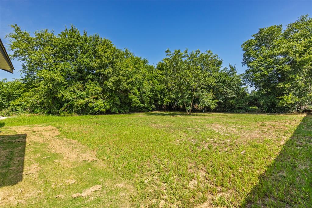 749 E Marshall Avenue Property Photo 33