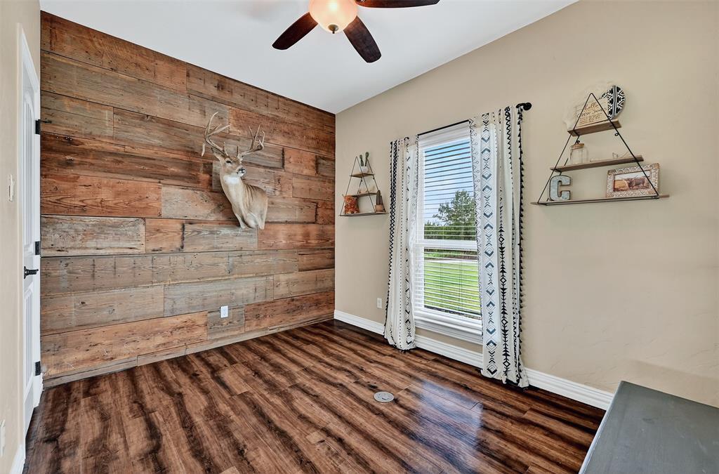 2340 Wright Road Property Photo 16