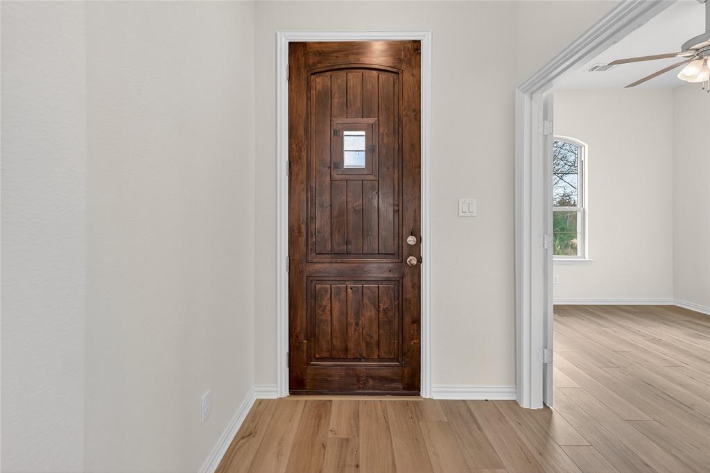 13 Ina Road Property Photo 9