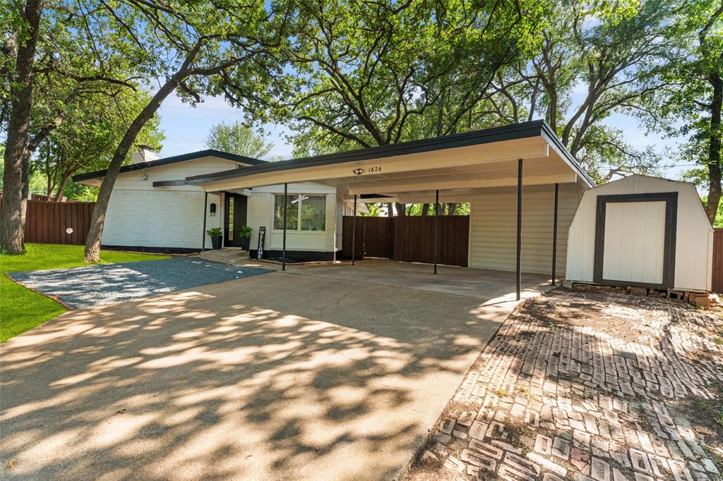 1626 Fair Court Property Photo 1