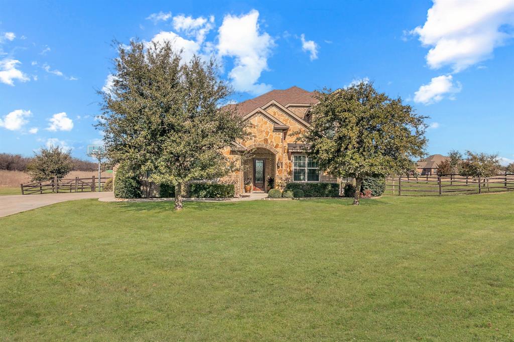 118 Daily Double Drive Property Photo 1