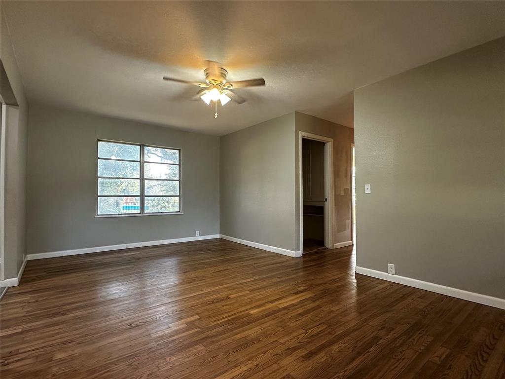 400 E Liberty Street Property Photo 10