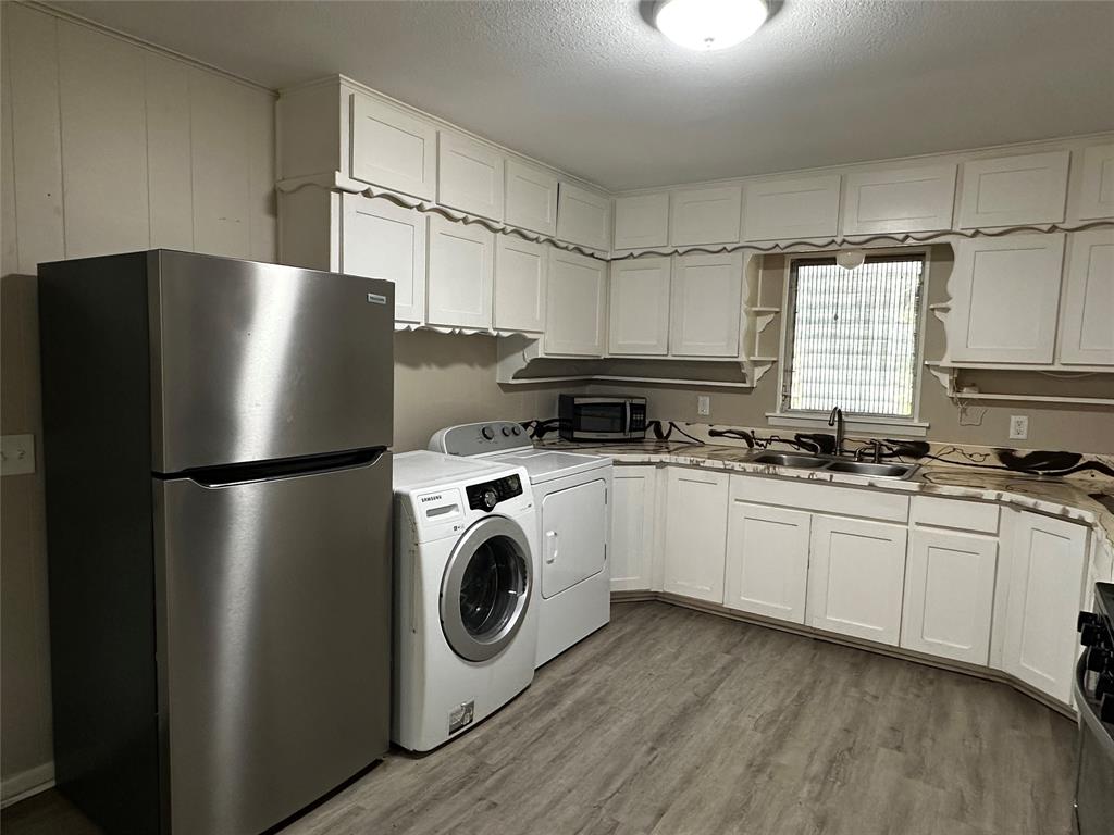 400 E Liberty Street Property Photo 15