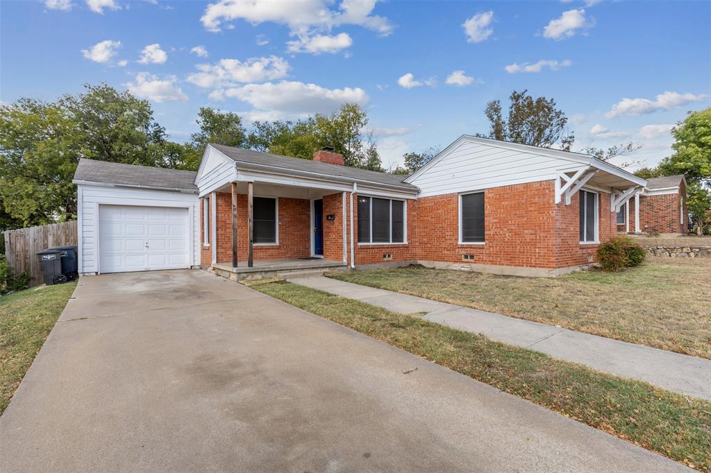 6420 Camp Bowie Boulevard Property Photo 1