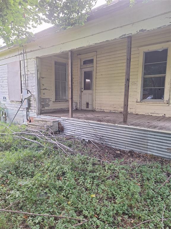 601 S Narcissus Street Property Photo 1