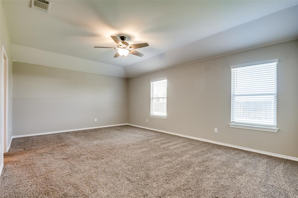700 Meadow Creek Lane Property Photo 15