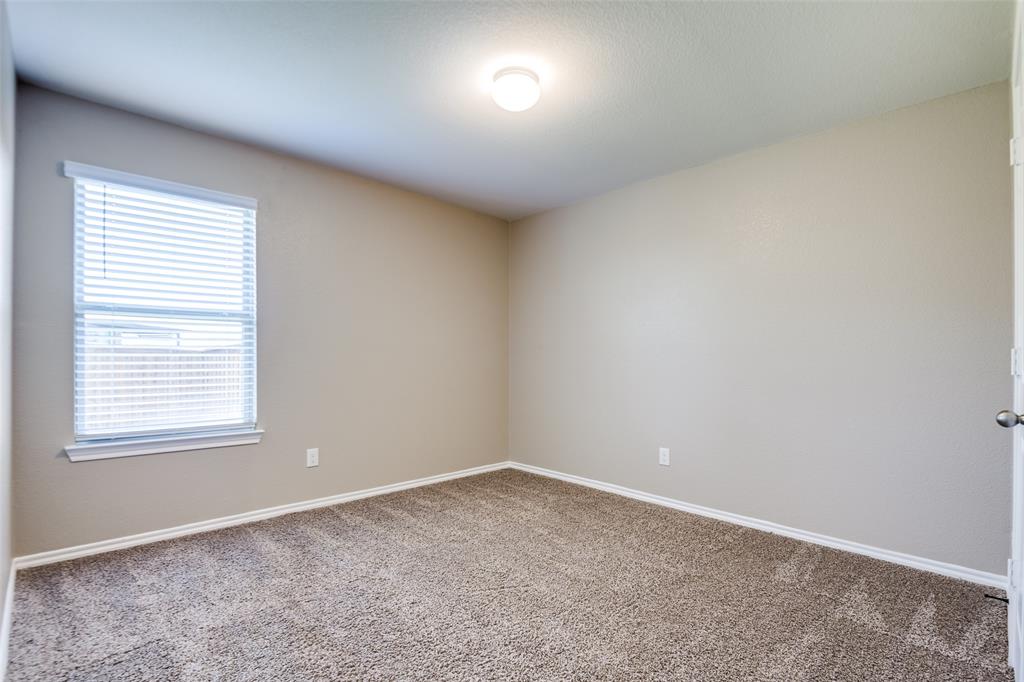 700 Meadow Creek Lane Property Photo 20