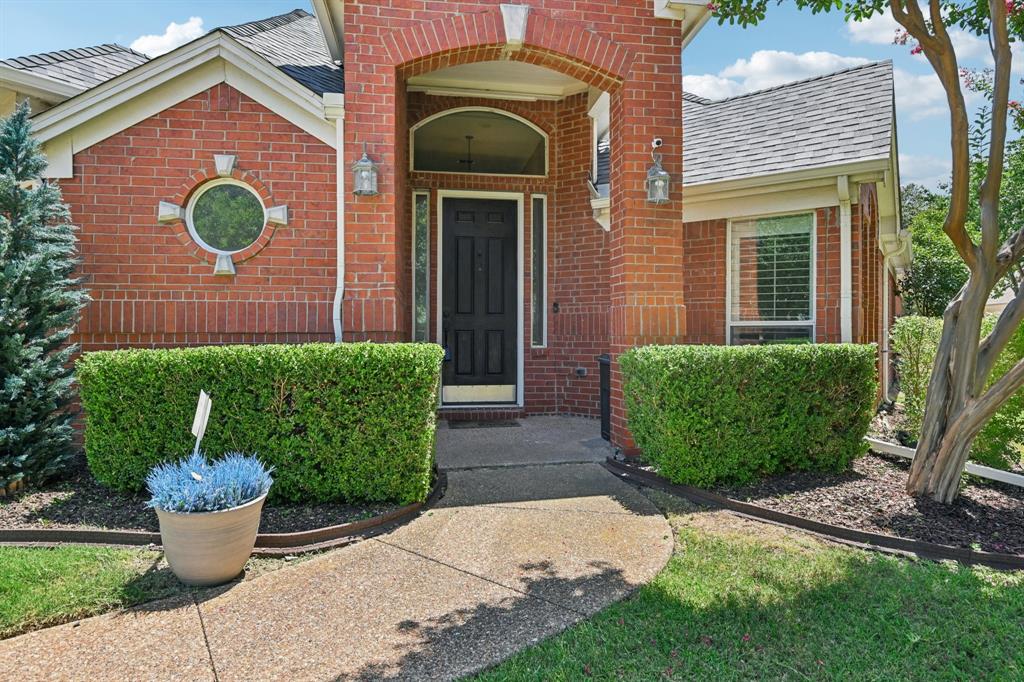308 Cosbie Drive Property Photo 4