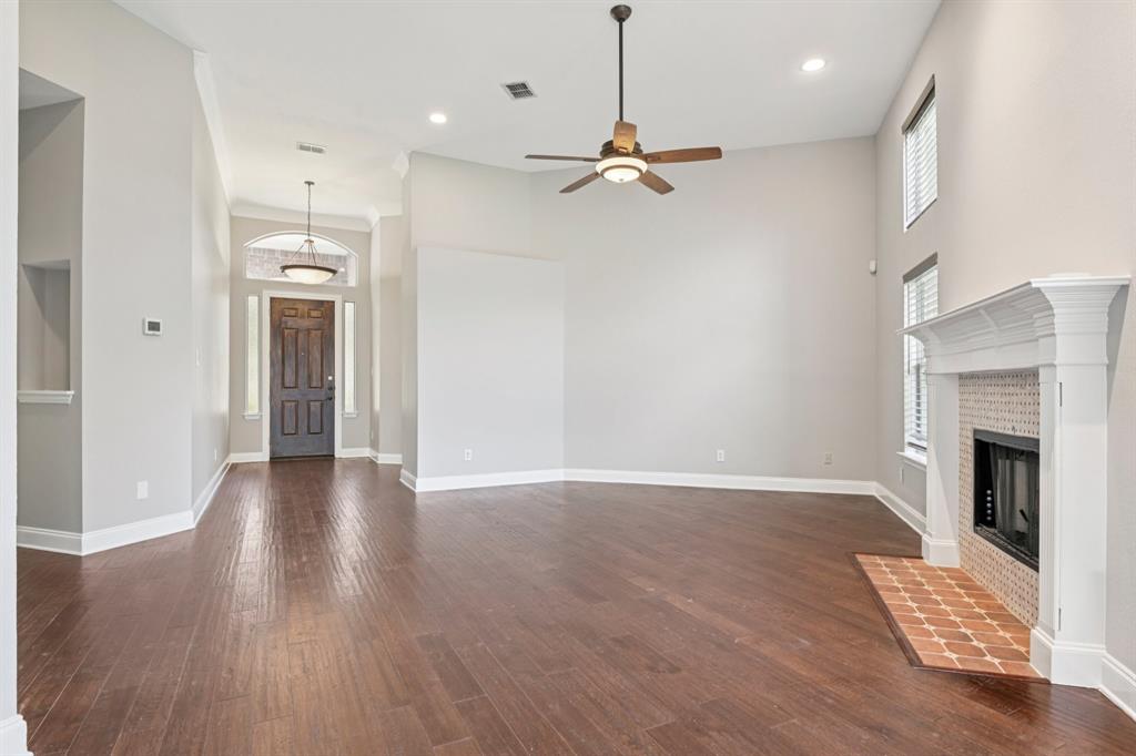 308 Cosbie Drive Property Photo 8