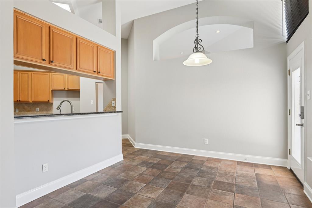 308 Cosbie Drive Property Photo 11