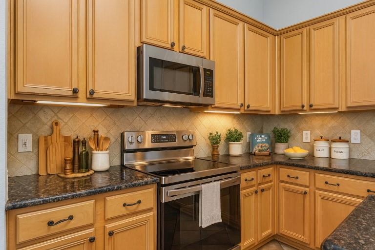 308 Cosbie Drive Property Photo 13