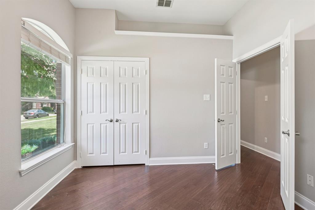 308 Cosbie Drive Property Photo 18