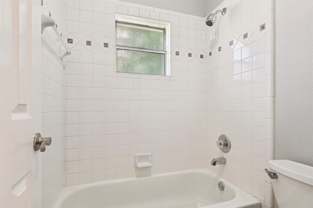 308 Cosbie Drive Property Photo 20