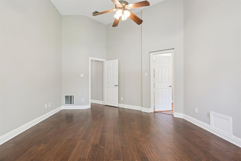 308 Cosbie Drive Property Photo 28