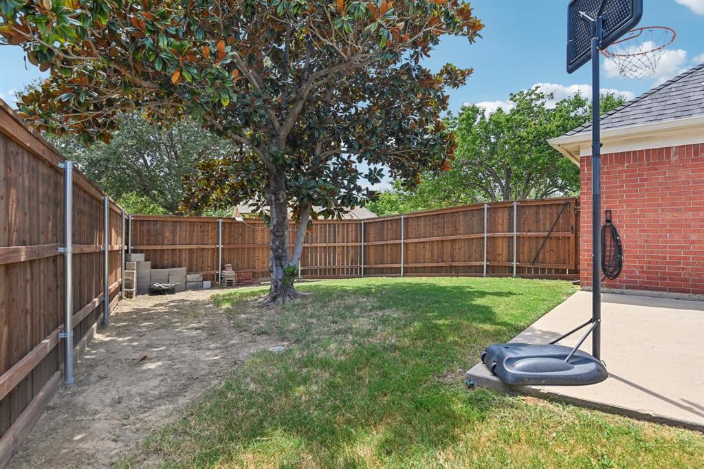 308 Cosbie Drive Property Photo 40