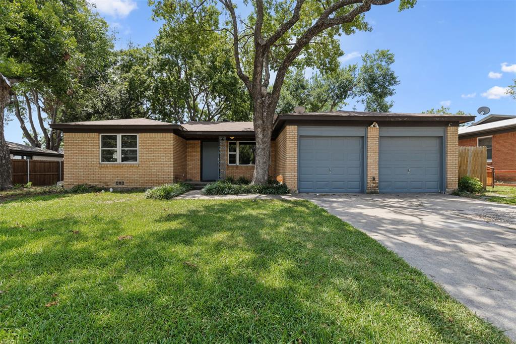 6117 Saint Johns Lane Property Photo 1