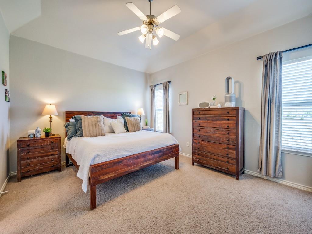 9412 Water Tree Drive Property Photo 13