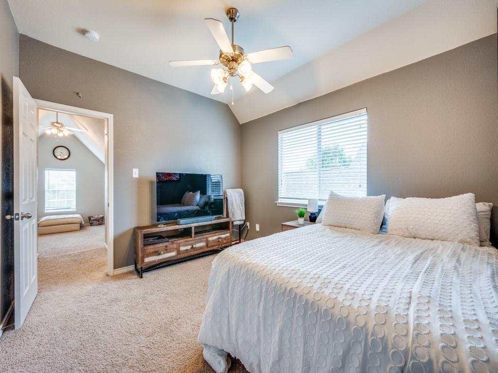 9412 Water Tree Drive Property Photo 22