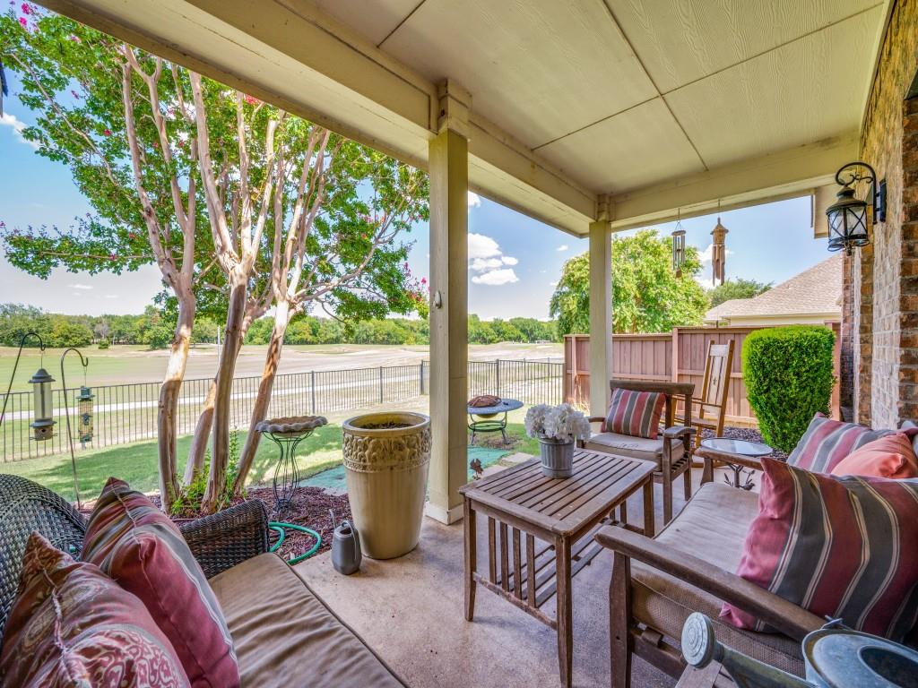 9412 Water Tree Drive Property Photo 25