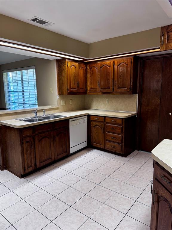 2308 Cliffside Drive Property Photo 9