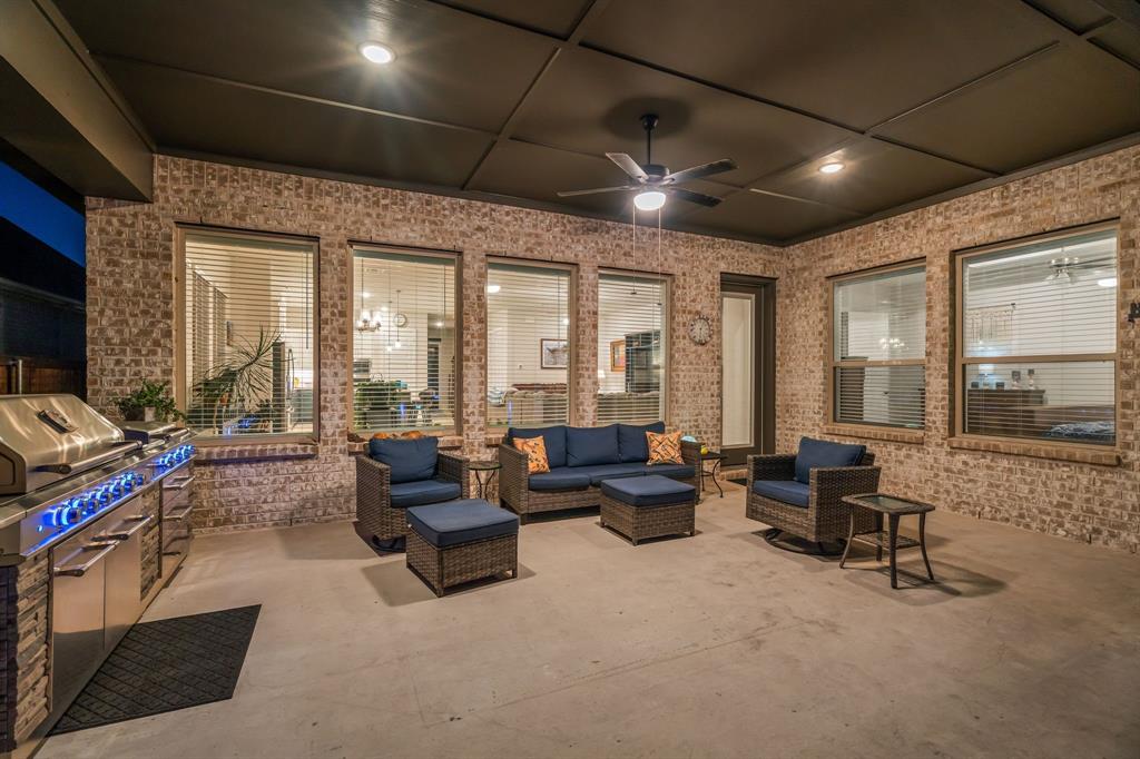 4818 Emerald Grove Property Photo 29