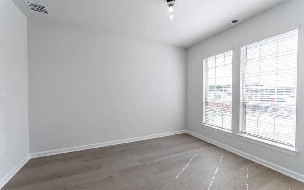 3120 Splendid Court Property Photo 2