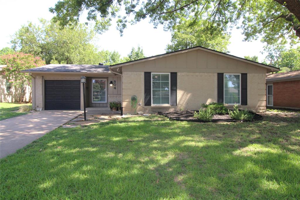 804 Wateka Way Property Photo 1