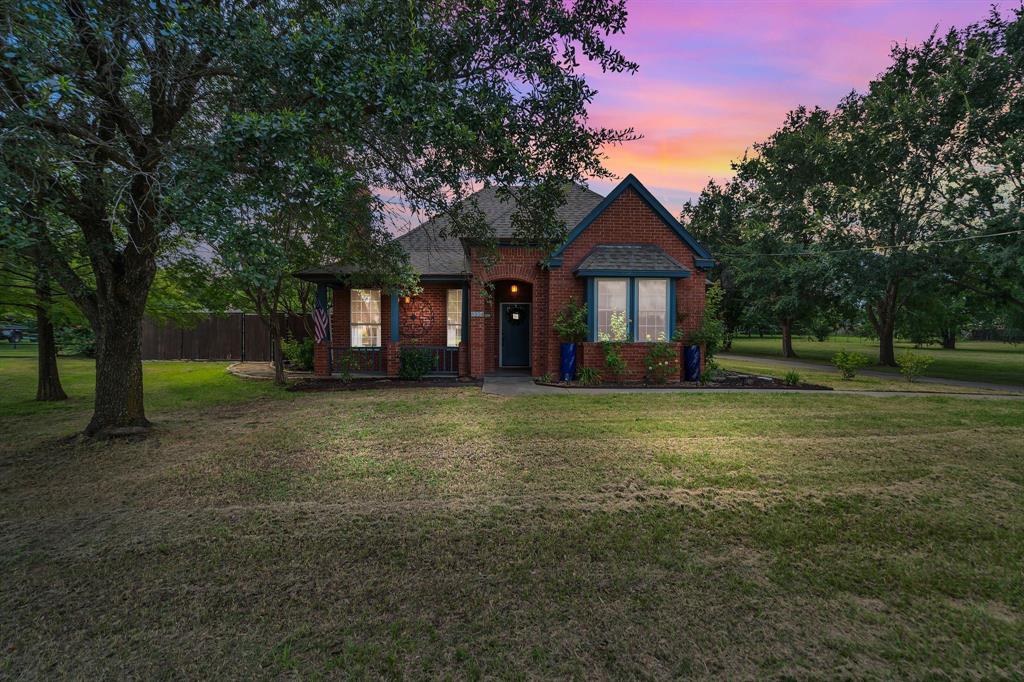 304 Janis Lane Property Photo 1