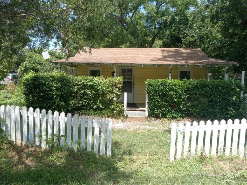 951 S Trade Days Boulevard Property Photo 1