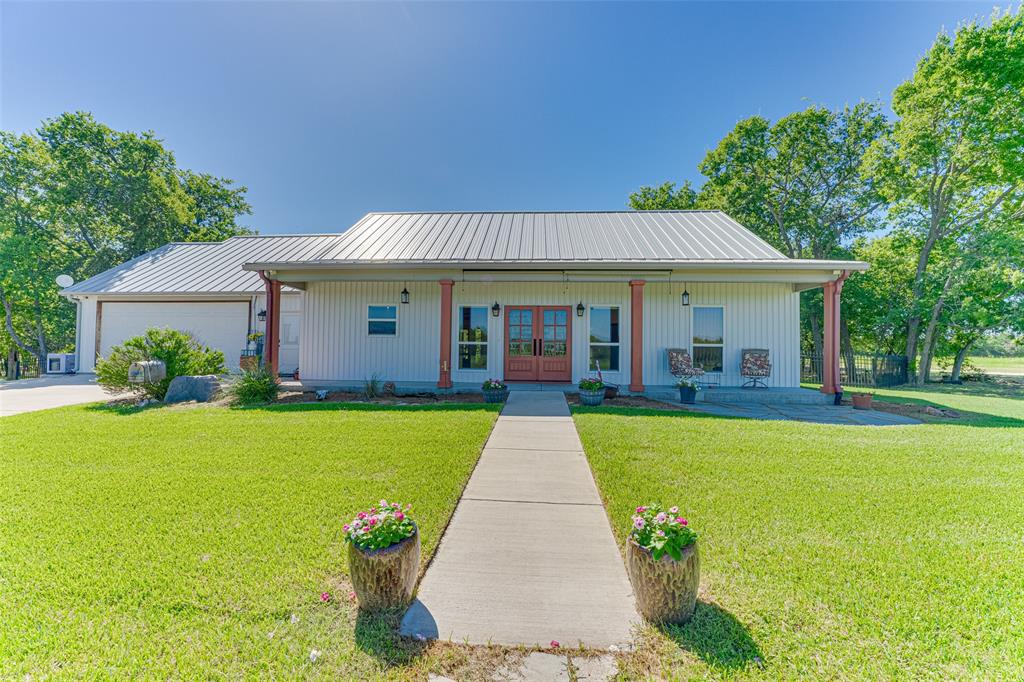 2020 Neck Road Property Photo 1