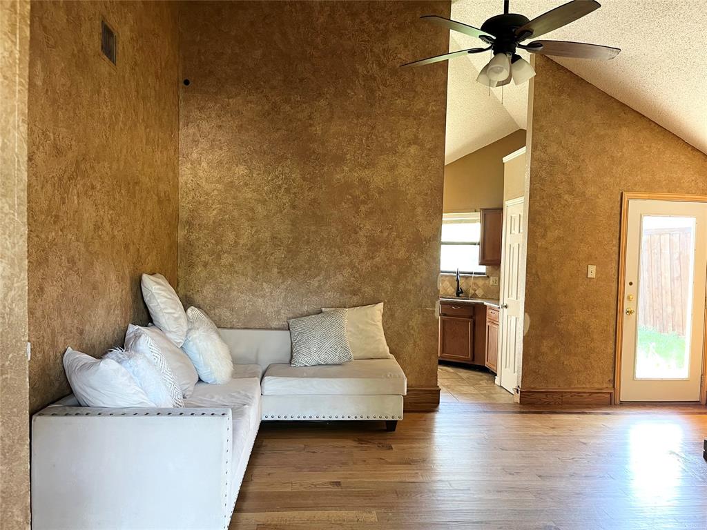 13118 Rustic Circle Property Photo 1
