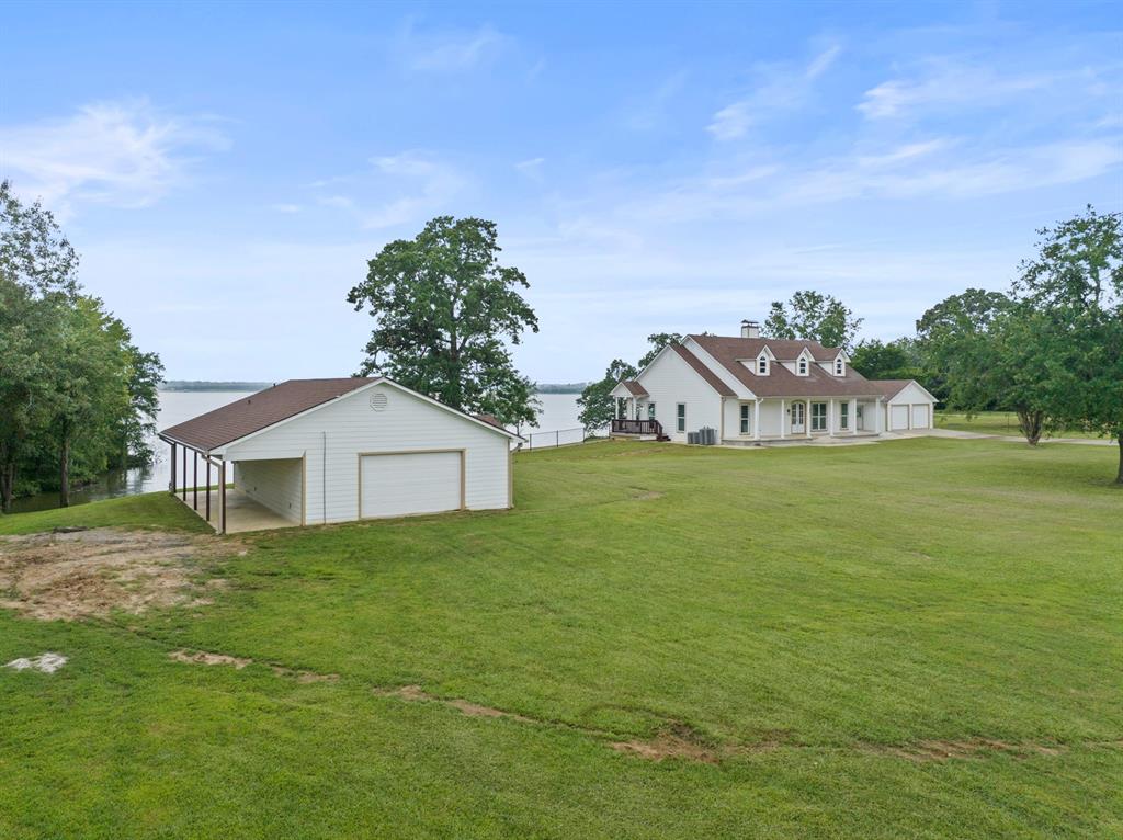 1930 Cr 2320 Property Photo 3