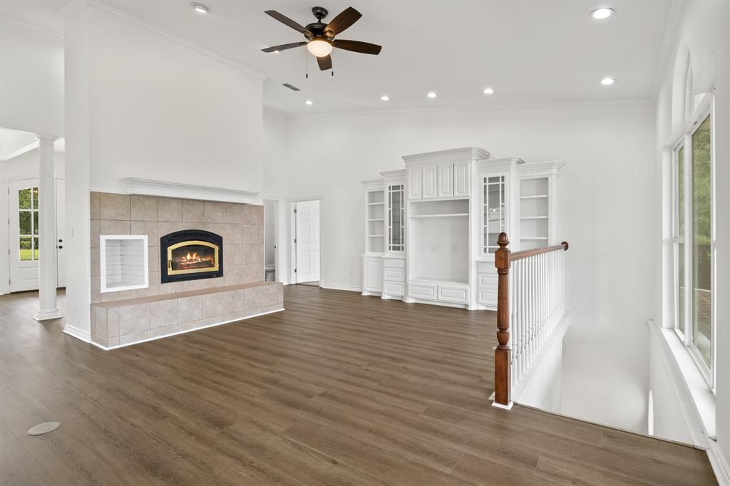 1930 Cr 2320 Property Photo 7